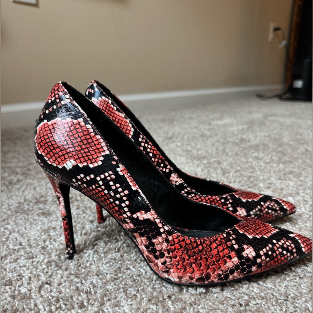 Jeffrey Campbell Pumps
